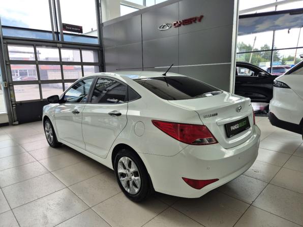 Hyundai Solaris I Рестайлинг с пробегом 2014 года, цена 869 000 рублей, 171494 км, седан, Автокод Объявления