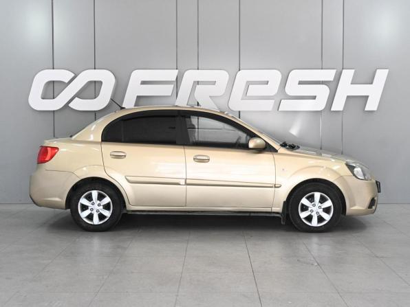 Kia Rio II Рестайлинг с пробегом 2011 года, цена 649 000 рублей, 180297 км, седан, Автокод Объявления