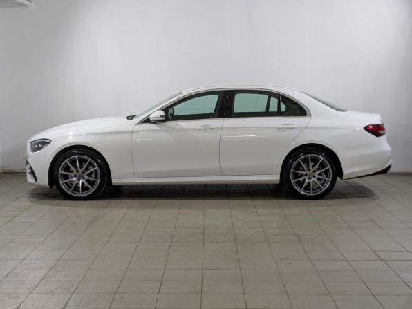 Mercedes-Benz E-Класс V (W213 S213 C238) Рестайлинг с пробегом 2022 года, цена 5 785 500 рублей, 38809 км, седан, Автокод Объявления