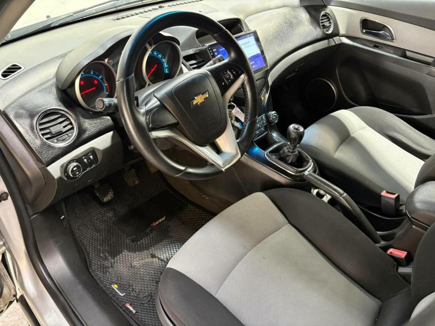Chevrolet Cruze I Санкт-Петербург  - изображение 7