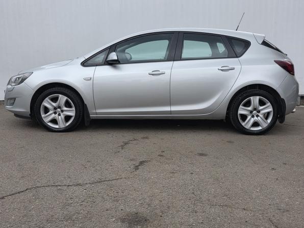 Opel Astra J с пробегом 2011 года, цена 520 000 рублей, 297469 км, хэтчбек, Автокод Объявления