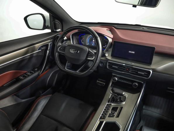 Geely Coolray I с пробегом 2022 года, цена 1 580 000 рублей, 60472 км, внедорожник, Автокод Объявления