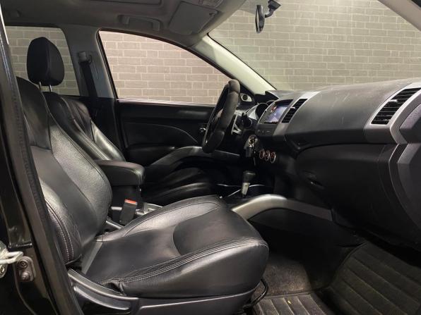 Mitsubishi Outlander II с пробегом 2007 года, цена 1 000 000 рублей, 255831 км, внедорожник, Автокод Объявления