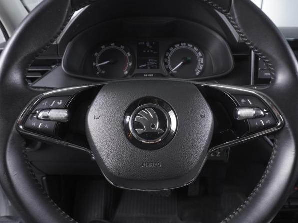 Skoda Rapid II с пробегом 2021 года, цена 1 580 000 рублей, 97952 км, лифтбек, Автокод Объявления