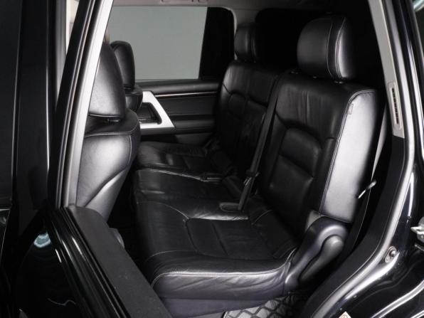 Toyota Land Cruiser 200 Series Рестайлинг 1 с пробегом 2012 года, цена 3 910 000 рублей, 323017 км, внедорожник, Автокод Объявления