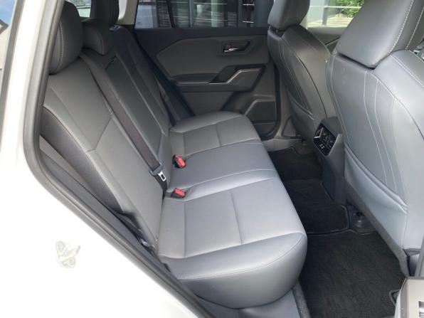 Toyota RAV4 VI (XA60) с пробегом 2026 года, цена 4 250 000 рублей, 4669 км, внедорожник, Автокод Объявления
