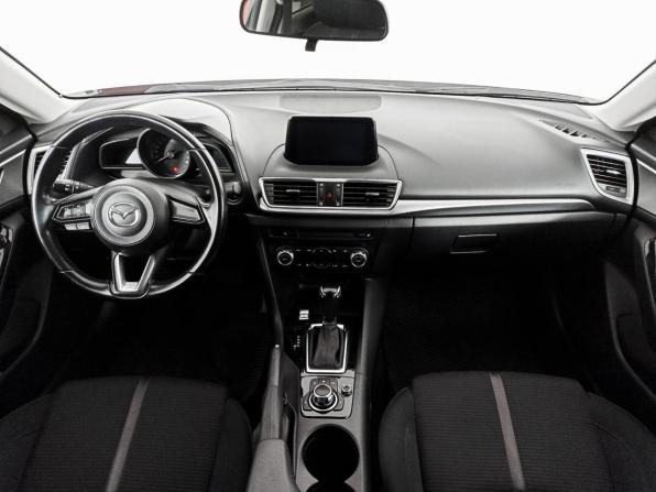 Mazda 3 III (BM) Рестайлинг с пробегом 2018 года, цена 1 990 000 рублей, 110900 км, седан, Автокод Объявления