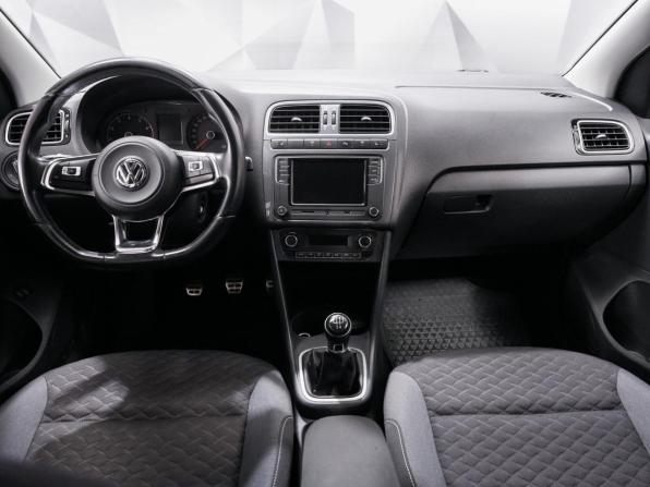 Volkswagen Polo V Рестайлинг с пробегом 2018 года, цена 1 212 000 рублей, 139784 км, седан, Автокод Объявления