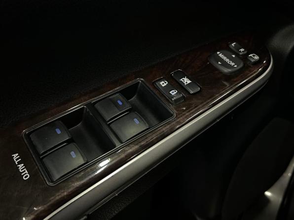 Toyota Camry VII (XV50) Рестайлинг с пробегом 2015 года, цена 1 879 000 рублей, 122340 км, седан, Автокод Объявления