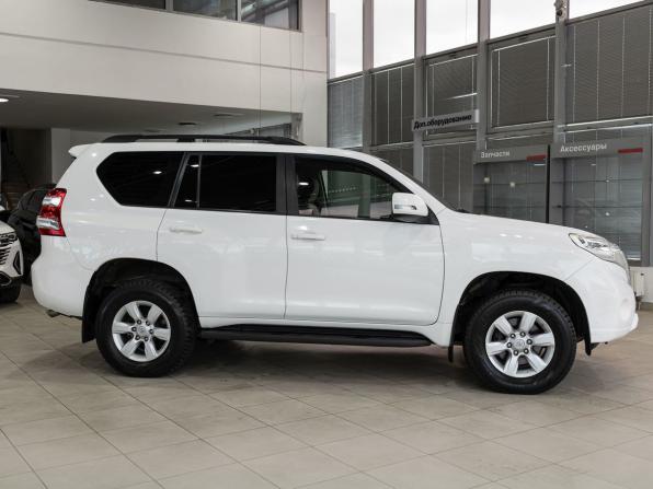 Toyota Land Cruiser Prado 150 Series Рестайлинг 1 с пробегом 2015 года, цена 2 960 000 рублей, 175839 км, внедорожник, Автокод Объявления