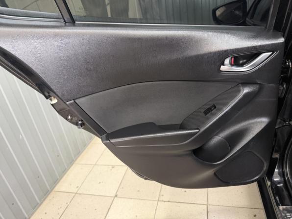 Mazda 3 III (BM) с пробегом 2013 года, цена 1 428 000 рублей, 129194 км, хэтчбек, Автокод Объявления