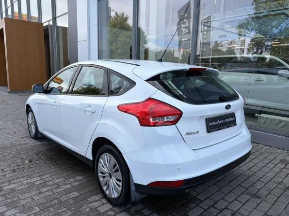 Ford Focus III Рестайлинг с пробегом 2016 года, цена 980 000 рублей, 176316 км, хэтчбек, Автокод Объявления