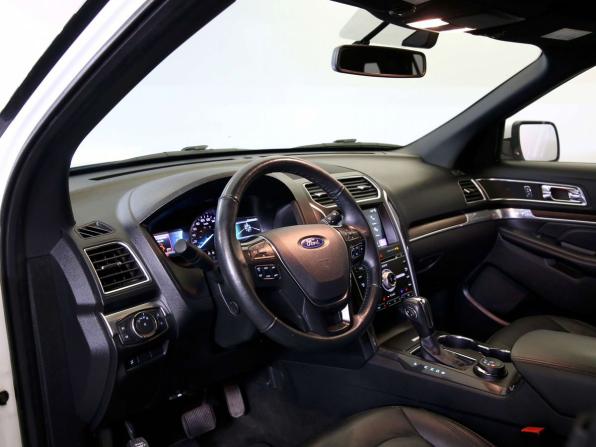 Ford Explorer V Рестайлинг 2 с пробегом 2018 года, цена 2 899 000 рублей, 105345 км, внедорожник, Автокод Объявления