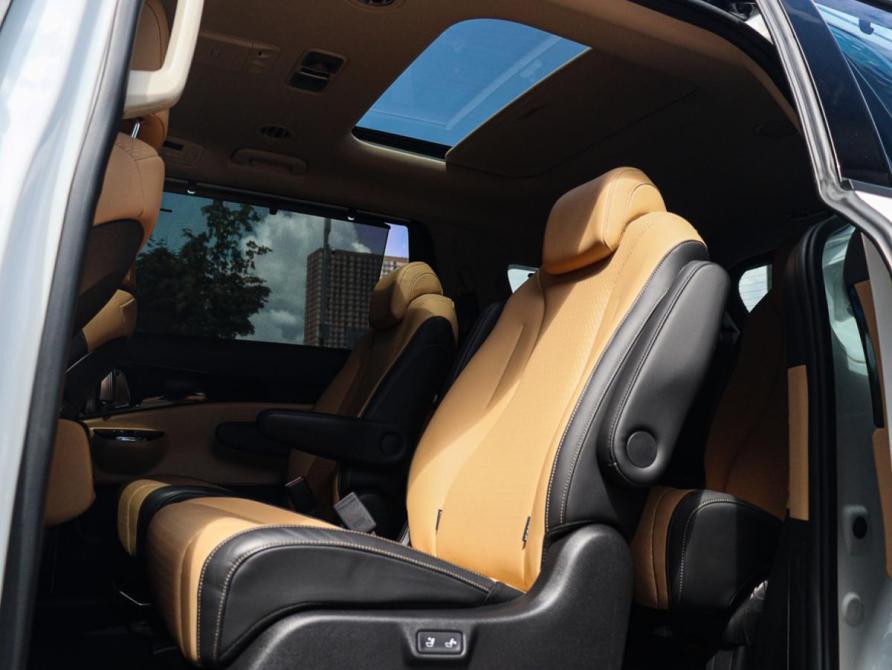 Kia Carnival IV Москва  - изображение 11