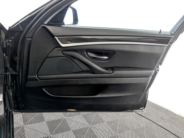 BMW 5 серии VI (F10/F11/F07) Рестайлинг с пробегом 2016 года, цена 2 100 000 рублей, 179555 км, седан, Автокод Объявления