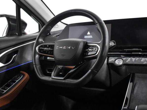 Omoda C5 I с пробегом 2023 года, цена 1 999 000 рублей, 32123 км, внедорожник, Автокод Объявления