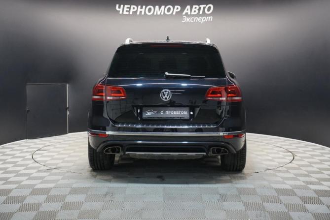 Volkswagen Touareg II Рестайлинг с пробегом 2017 года, цена 3 980 000 рублей, 167000 км, внедорожник, Автокод Объявления