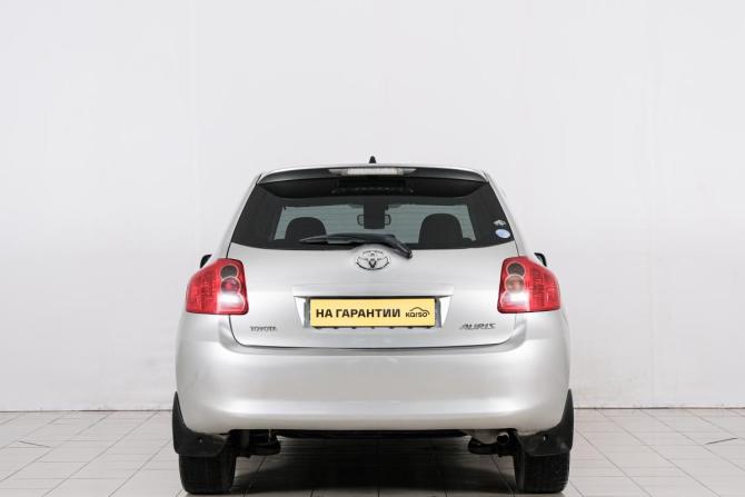 Toyota Auris I с пробегом 2007 года, цена 689 000 рублей, 339586 км, хэтчбек, Автокод Объявления