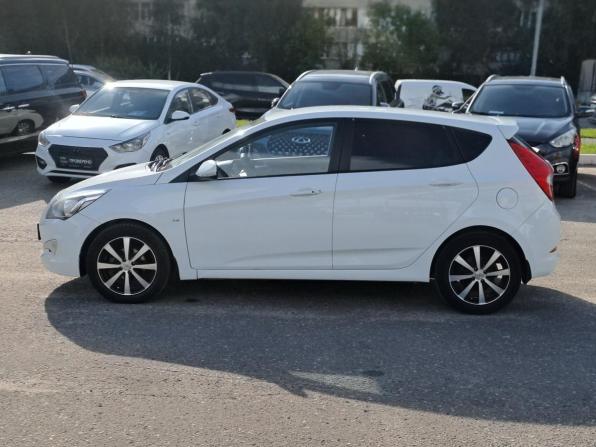 Hyundai Solaris I Рестайлинг с пробегом 2015 года, цена 925 000 рублей, 233823 км, хэтчбек, Автокод Объявления