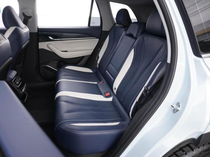 Geely Monjaro I Москва  - изображение 9