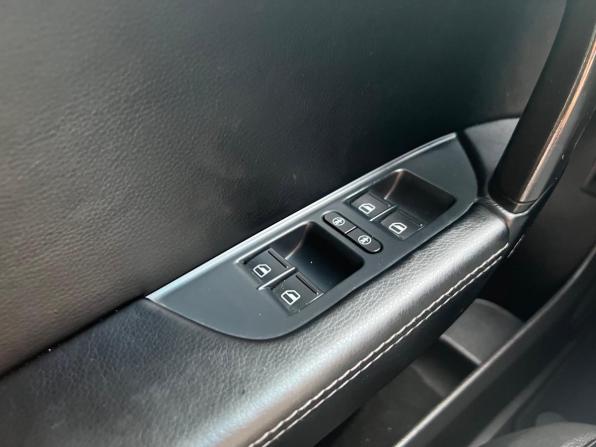 Volkswagen Touareg II с пробегом 2012 года, цена 1 890 600 рублей, 263932 км, внедорожник, Автокод Объявления