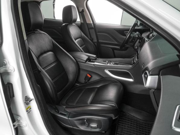 Jaguar F-Pace I с пробегом 2019 года, цена 2 299 000 рублей, 183101 км, внедорожник, Автокод Объявления
