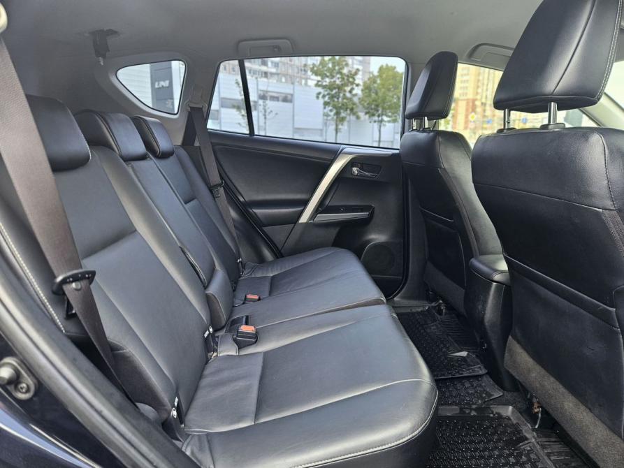 Toyota RAV4 IV (XA40) Рестайлинг Санкт-Петербург  - изображение 12