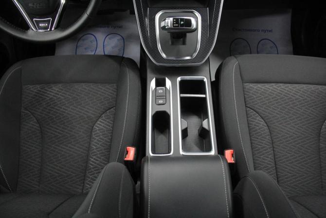 Haval M6 II с пробегом 2023 года, цена 1 756 800 рублей, 46244 км, внедорожник, Автокод Объявления