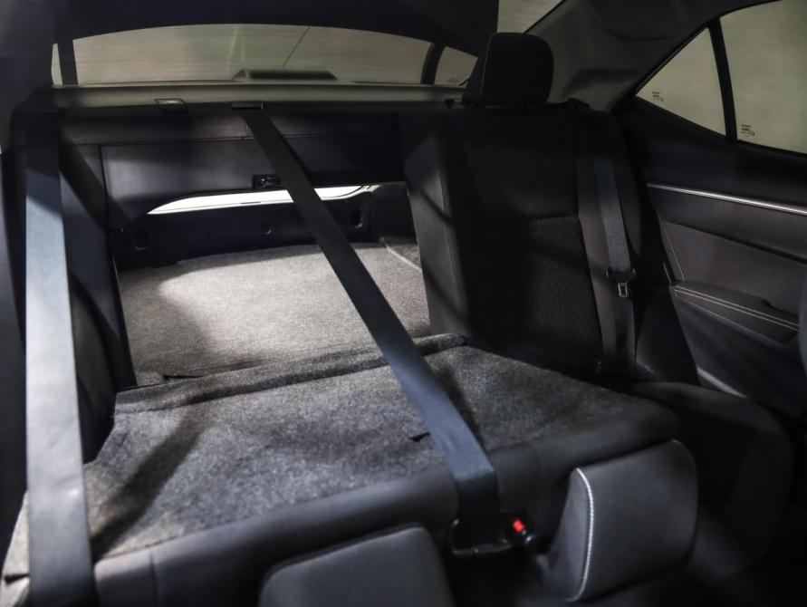 Toyota Corolla XI (E160 E170 E180) Рестайлинг 1 Санкт-Петербург  - изображение 24