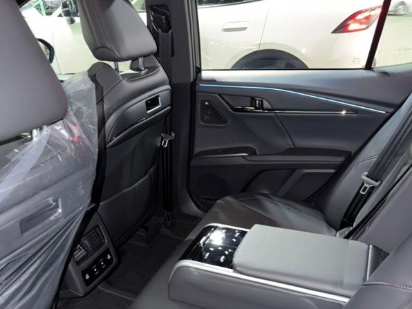 Новый Toyota Camry IX (XV80) China Market 2026 года, цена 4 550 000 рублей, седан, Автокод Объявления
