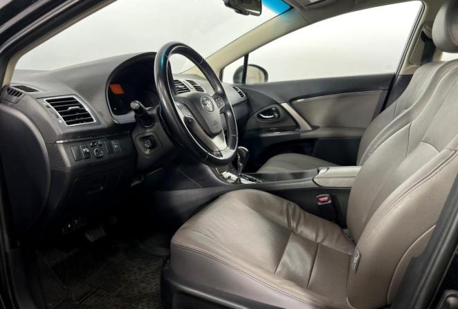 Toyota Avensis III Рестайлинг с пробегом 2012 года, цена 1 225 000 рублей, 93369 км, седан, Автокод Объявления