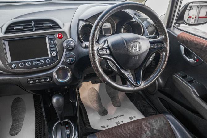 Honda Fit Shuttle I с пробегом 2012 года, цена 849 000 рублей, 132000 км, универсал, Автокод Объявления