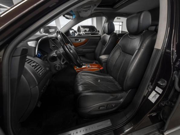 Infiniti QX70 с пробегом 2015 года, цена 1 950 000 рублей, 143127 км, внедорожник, Автокод Объявления