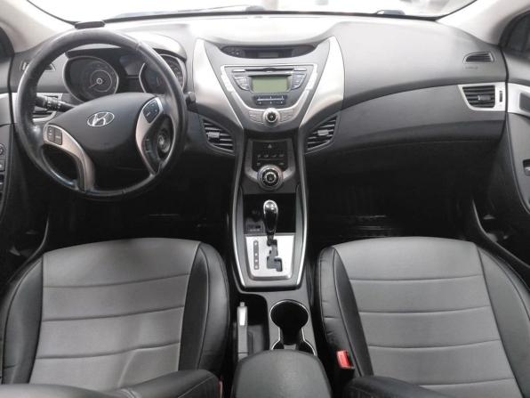 Hyundai Elantra V (MD) с пробегом 2013 года, цена 925 000 рублей, 234000 км, седан, Автокод Объявления