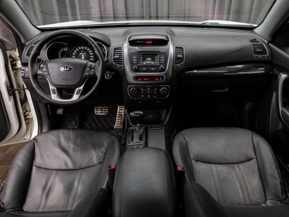 Kia Sorento II Рестайлинг с пробегом 2015 года, цена 1 695 000 рублей, 164256 км, внедорожник, Автокод Объявления