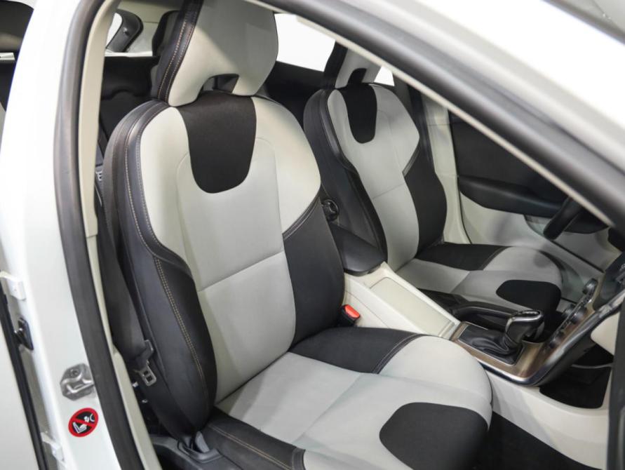 Volvo V40 Cross Country I Санкт-Петербург  - изображение 20