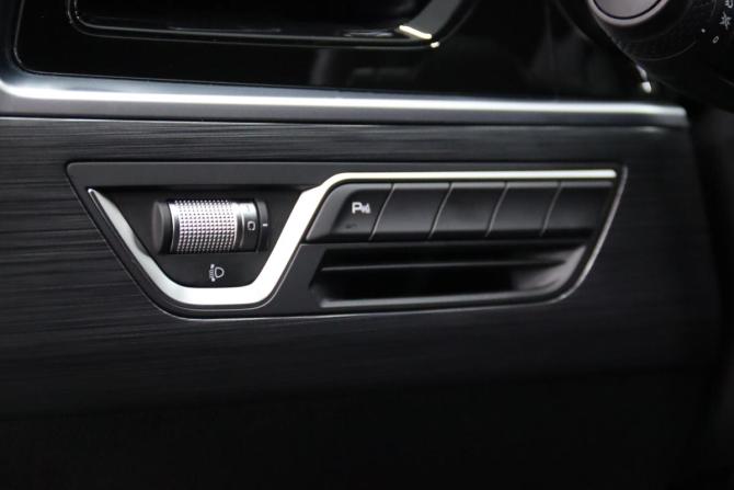 Geely Tugella I Рестайлинг с пробегом 2024 года, цена 3 195 950 рублей, 30579 км, внедорожник, Автокод Объявления