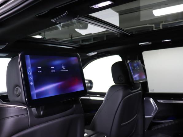 Cadillac Escalade-V I Рестайлинг с пробегом 2025 года, цена 25 799 000 рублей, 27 км, внедорожник, Автокод Объявления