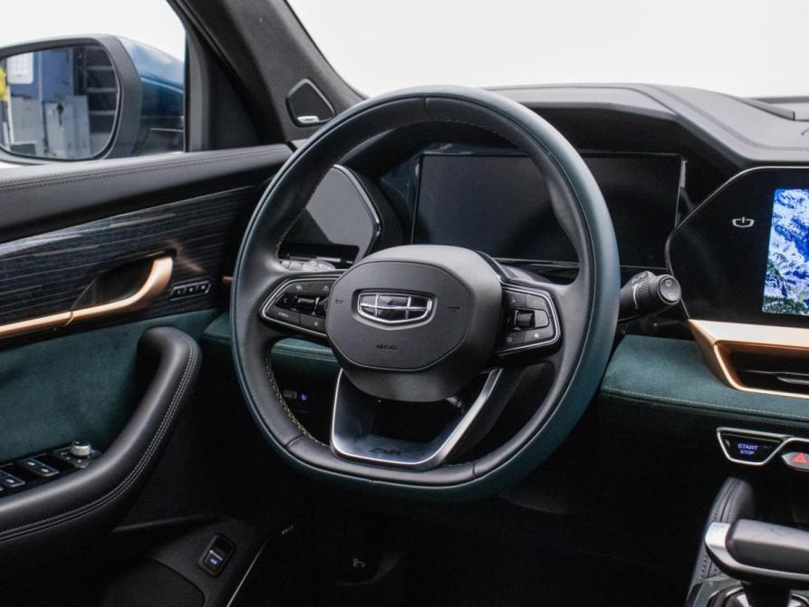 Geely Monjaro I Москва  - изображение 15