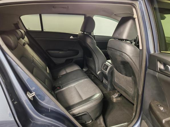 Kia Sportage IV Рестайлинг с пробегом 2019 года, цена 1 999 000 рублей, 160009 км, внедорожник, Автокод Объявления