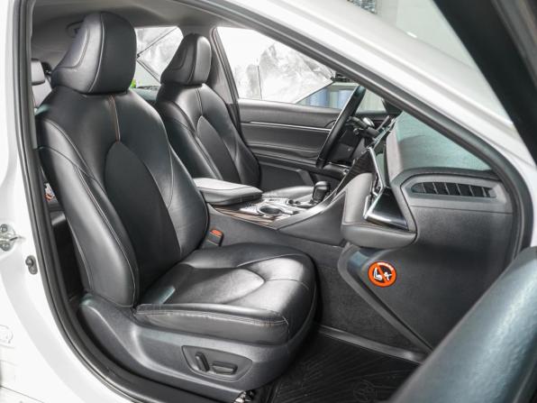 Toyota Camry VIII (XV70) с пробегом 2019 года, цена 2 549 000 рублей, 258663 км, седан, Автокод Объявления