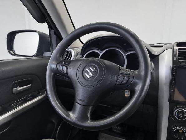 Suzuki Grand Vitara II с пробегом 2006 года, цена 629 000 рублей, 250334 км, внедорожник, Автокод Объявления
