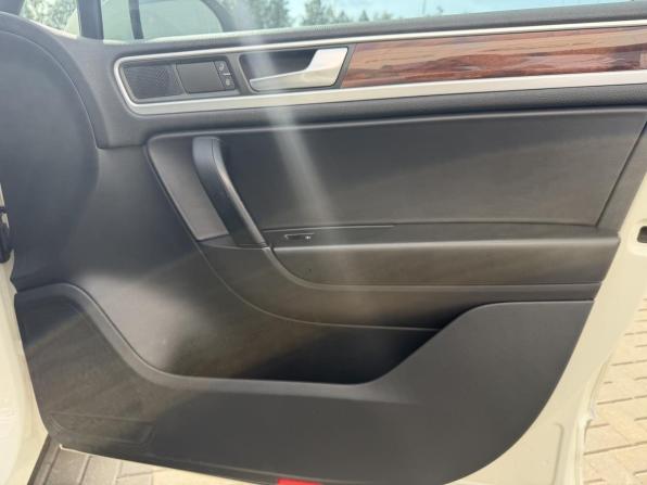 Volkswagen Touareg II с пробегом 2011 года, цена 1 750 000 рублей, 350672 км, внедорожник, Автокод Объявления
