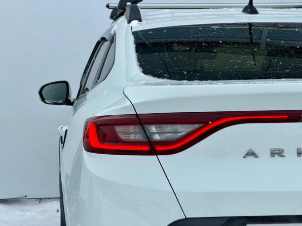 Renault Arkana I с пробегом 2021 года, цена 1 499 000 рублей, 101000 км, внедорожник, Автокод Объявления