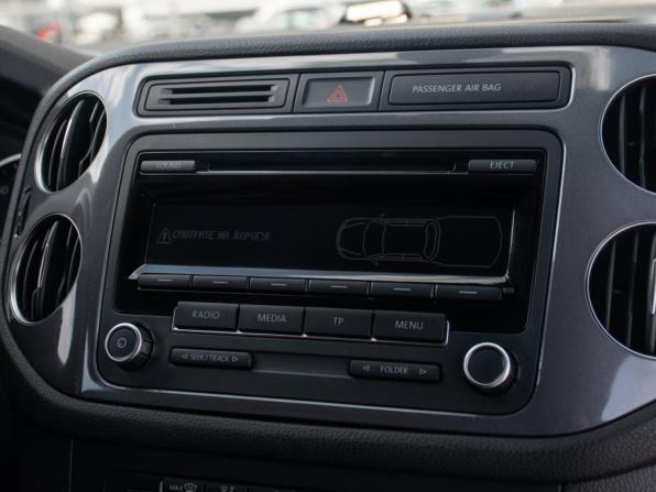 Volkswagen Tiguan I Рестайлинг с пробегом 2012 года, цена 1 218 000 рублей, 118001 км, внедорожник, Автокод Объявления