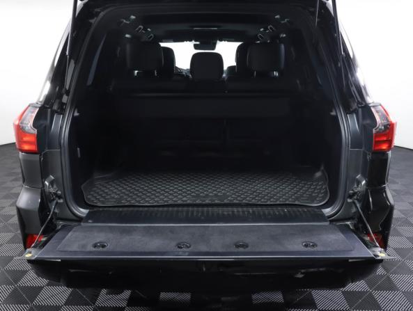 Lexus LX III Рестайлинг 2 с пробегом 2019 года, цена 7 600 000 рублей, 142000 км, внедорожник, Автокод Объявления