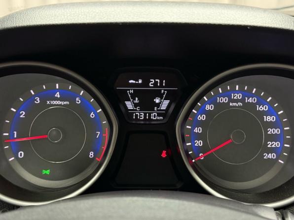 Hyundai Elantra V (MD) Рестайлинг с пробегом 2014 года, цена 999 000 рублей, 173109 км, седан, Автокод Объявления