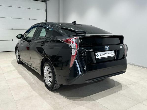 Toyota Prius IV (XW50) с пробегом 2016 года, цена 1 396 636 рублей, 101000 км, лифтбек, Автокод Объявления
