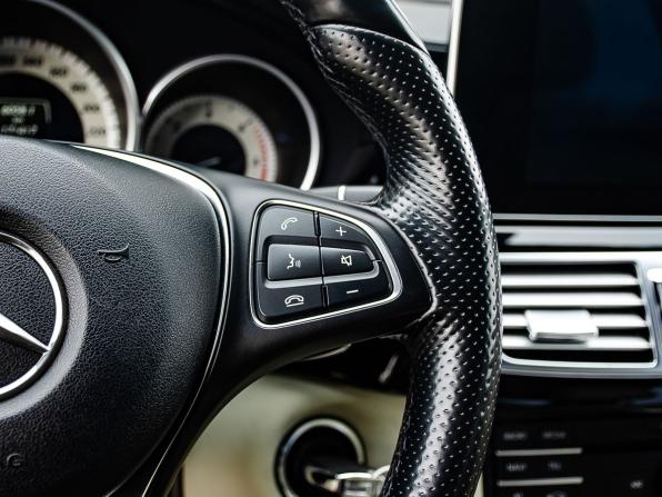 Mercedes-Benz CLS II (C218) Рестайлинг с пробегом 2015 года, цена 2 650 000 рублей, 171417 км, седан, Автокод Объявления