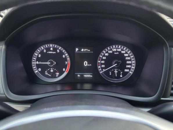 Hyundai Sonata VII (LF) Рестайлинг с пробегом 2018 года, цена 2 042 500 рублей, 142000 км, седан, Автокод Объявления